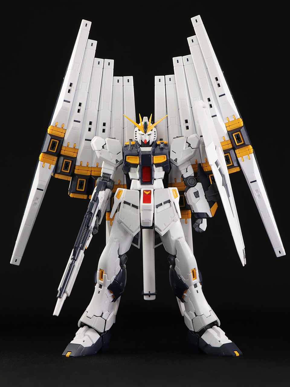 ガンプラ RG 1/144 νガンダム ダブルフィンファンネル拡張ユニット 