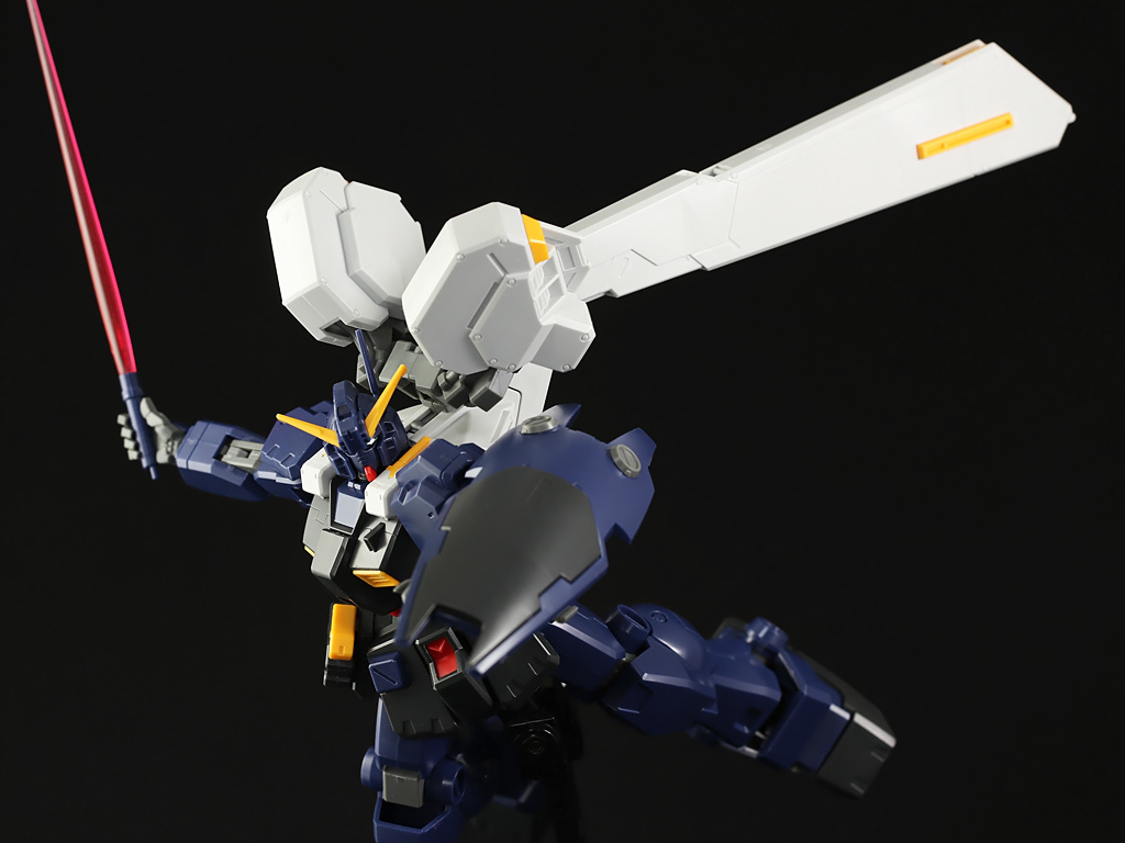 HGUC ガンダムTR-1［ヘイズル２号機］ 素組みレビュー: KirinStation