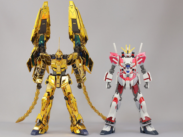 RG ユニコーンガンダム3号機 フェネクス（ナラティブVer.） 素組み