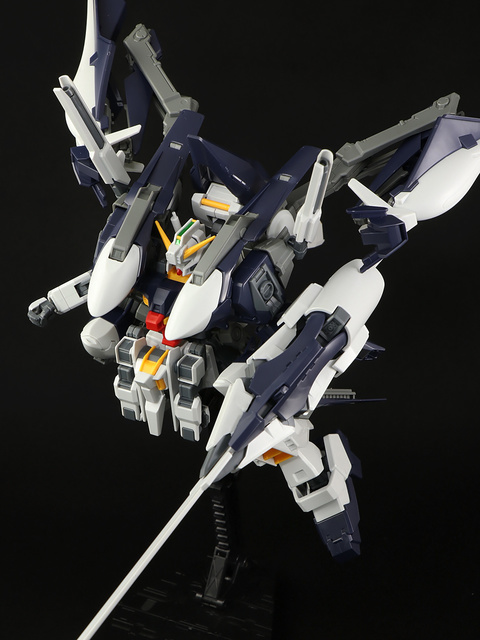 HG ガンダムTR-1［ハイゼンスレイ］ 素組みレビュー: KirinStation