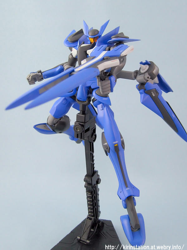 HG「ブレイヴ指揮官用試験機」塗装済み製作完成: KirinStation
