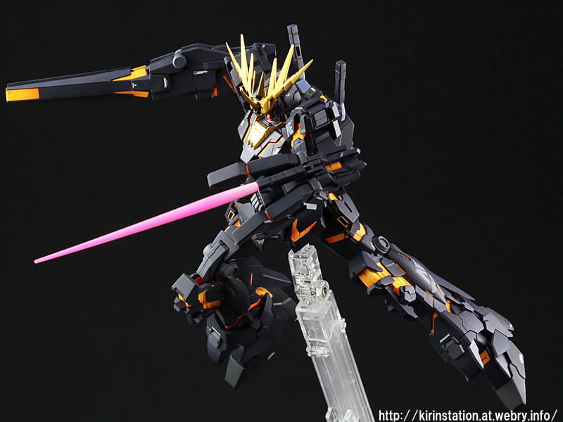 HG 1/144 ガンダム バンシィ デストロイ 改修 全塗装 完成品