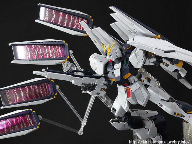 MG νガンダムVer．Ka ダブルフィンファンネル レビュー