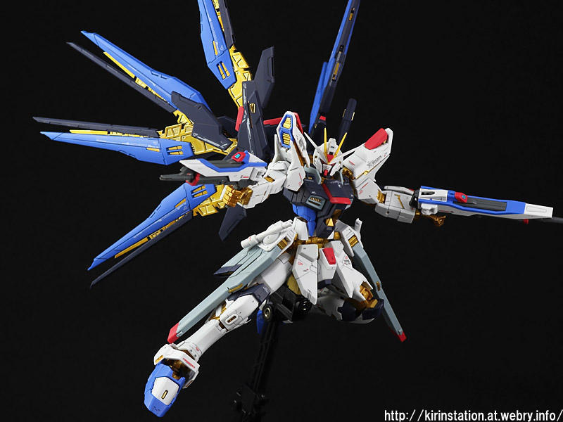 RG ストライクフリーダム ＋拡張エフェクトユニット”天空の翼