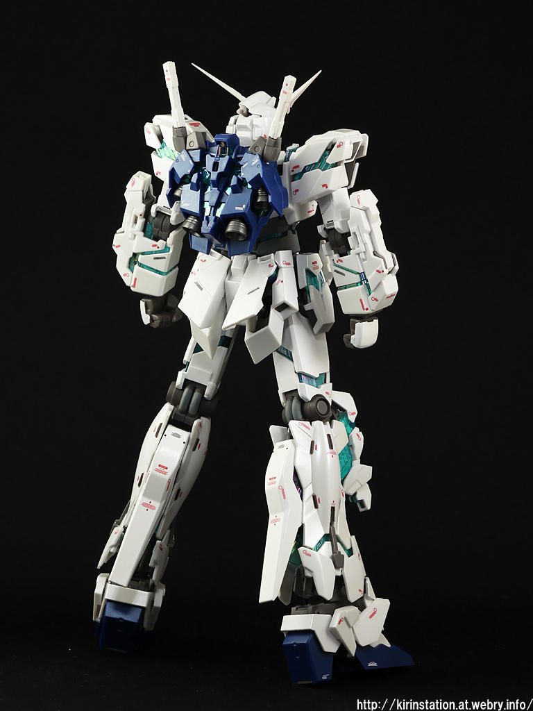 G.F.F. METAL COMPOSITE ユニコーンガンダム（覚醒仕様