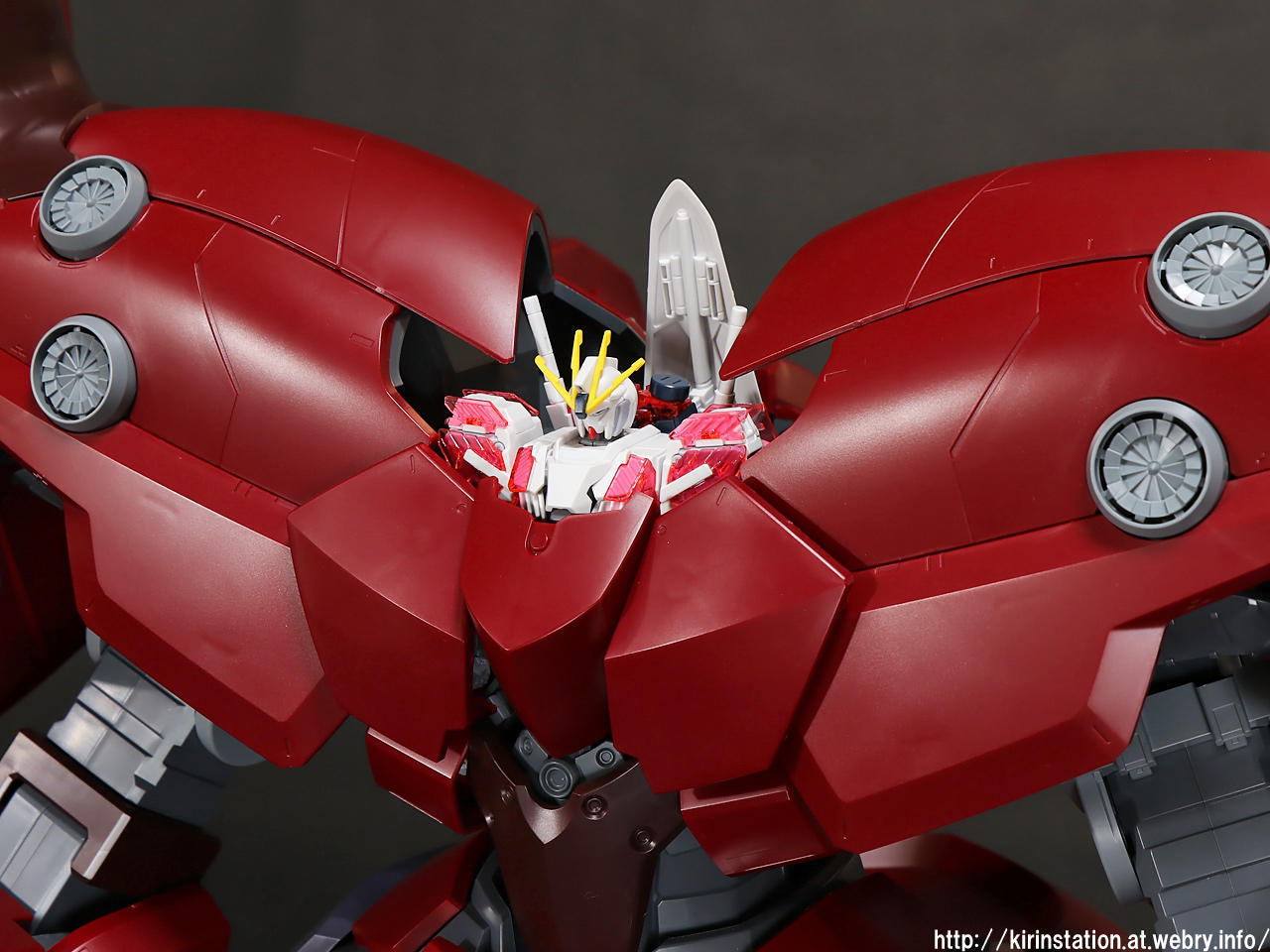 HGUC ネオ・ジオング用 拡張エフェクトユニット “サイコシャード
